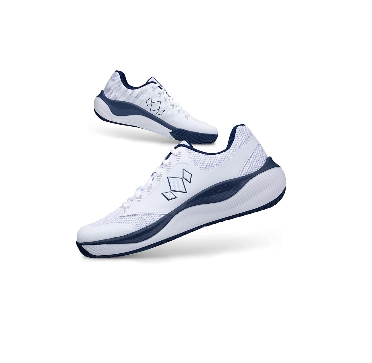 Breathable mesh upper Diadem Court Flo tennis shoes
